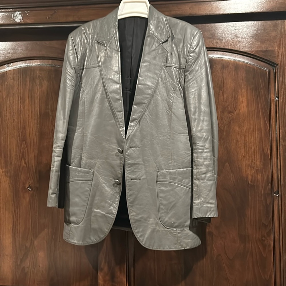 Men’s leather blazer